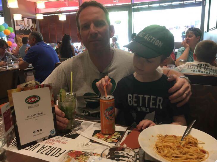 limande34's tweet photo. #MomentsDelArte avec mon fils et en famille , Mai 2019 . Agréable moments en famille 🍕👨‍🍳 https://t.co/qg8J8pHIgj