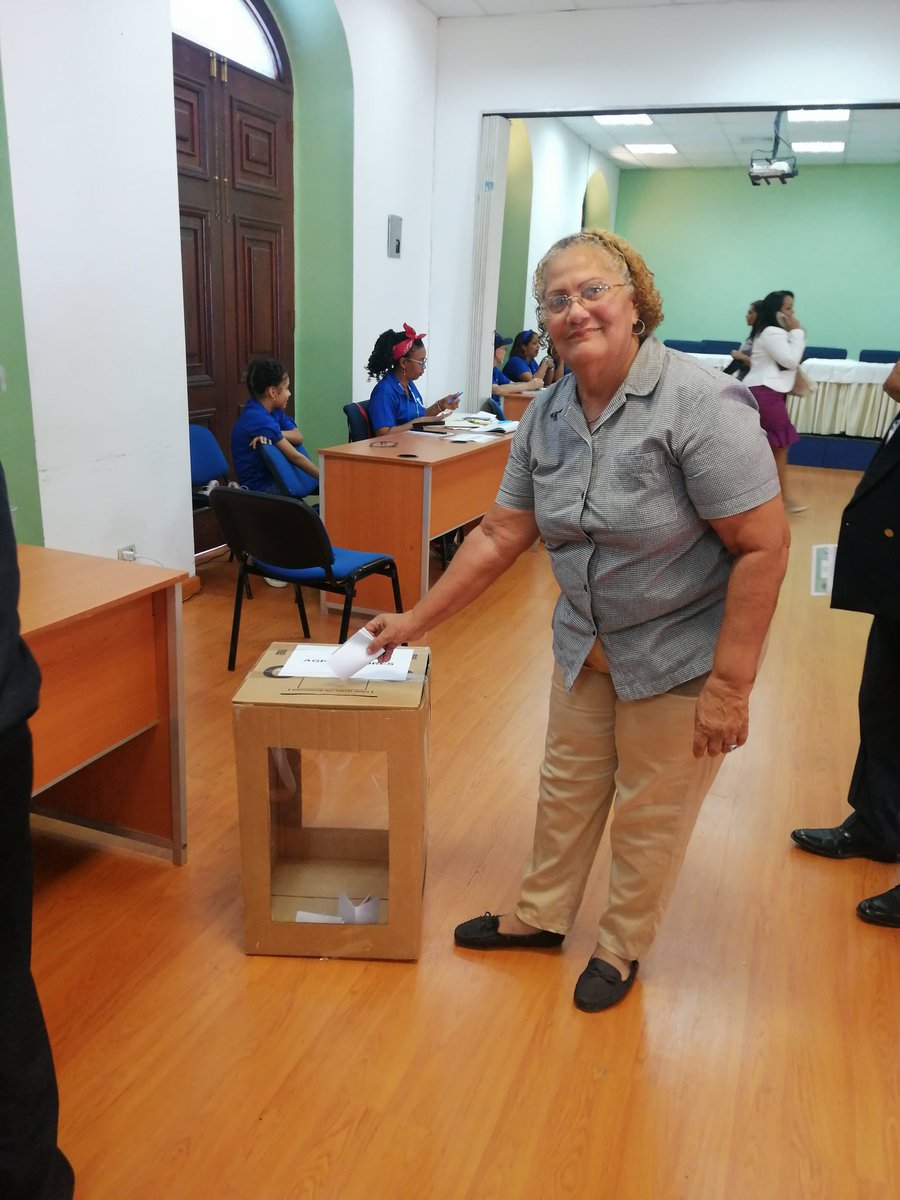 CodiaCentral's tweet photo. Continúa con normalidad proceso de votación de Elecciones de los CDN's y Asamblea de Representantes en el #CodiaRD

#CodiaInforma #EleccionesCDN https://t.co/uHLDHa3yos