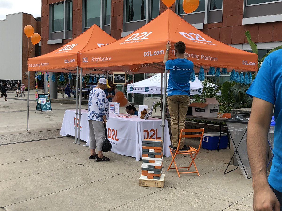 imandylam's tweet photo. @D2L crew setting up for #CruisingOnKing in #DTKitchener! And a well-deserved ice cream break at @fourallicecream #KitchenerEvents #D2LSummer https://t.co/V0aErma44x