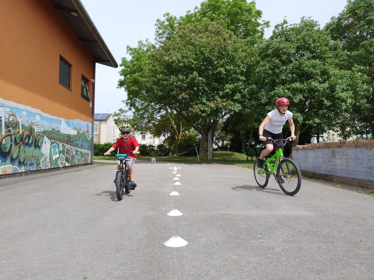 Heading into this weekend ready for racing peddlamaniacs style #kidsonbikes #racecoach #mininino