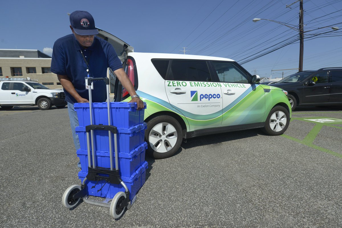 DaveVelazquez's tweet photo. Pepco Holdings is committed to reducing our environmental footprint and cost savings. We are always looking for ways to seamlessly incorporate #ElectricVehicles into our operations that help reduce emissions and benefit the environment. We have come a long way! #FlashBackFriday https://t.co/6hg4bRLNrH