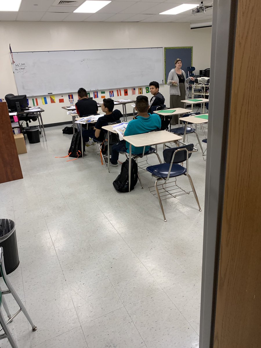 RaedaZietoon's tweet photo. Closing the achievement gap one summer at a time with summer school opportunities for EL students. #elfcpsmd https://t.co/OgiMbj8HgQ
