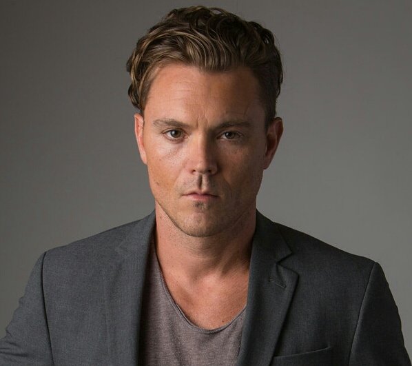 Becoming_Bryna's tweet photo. And TOTALLY Mr @ClayneCrawford DIS BOY RIGHT HERE got talent out the wahzoo!! Fantastic heart, can make you laugh, cry, gasp and sigh! #MyRiggs #DatHair #DatStache https://t.co/b8Si9ZhzfO