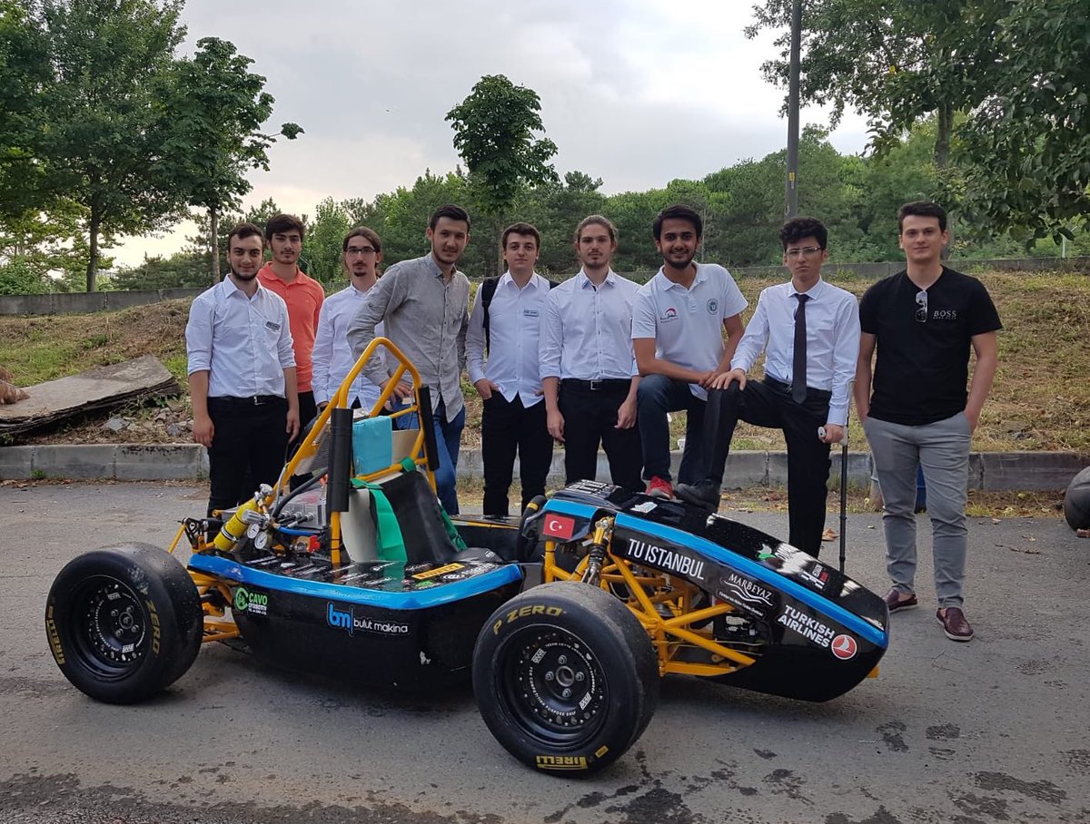 KOUFormula's tweet image. Kardeş takımımız @ituformula ülkemizin ilk ve tek elektrikli-otonom Formula Student yarış arabasını üretti ve bugün lansmanında yanlarında olduk. İtalya yarışında başarılar diliyoruz. 👏🏻👏🏻

#itüracing #FSAE19 #sae #formula #kouformula