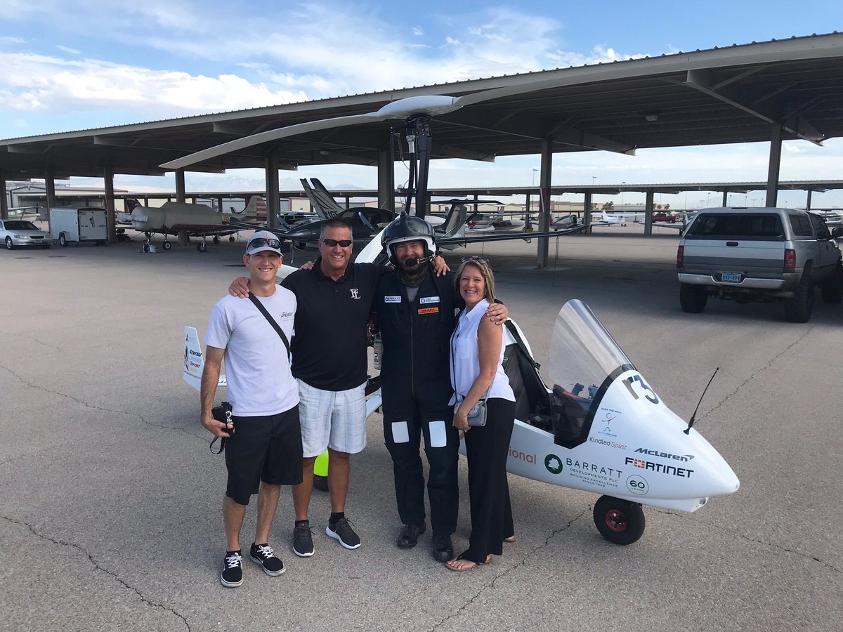 LVDoctor's tweet photo. Took a great flight this morning with birthday girl @juliebuuck and Paul Sallach of #AllInAviation and ran into @jamesketchell at the airport as he continues his circumnavigation of the globe. #Vegas https://t.co/nZqQ8PptMV