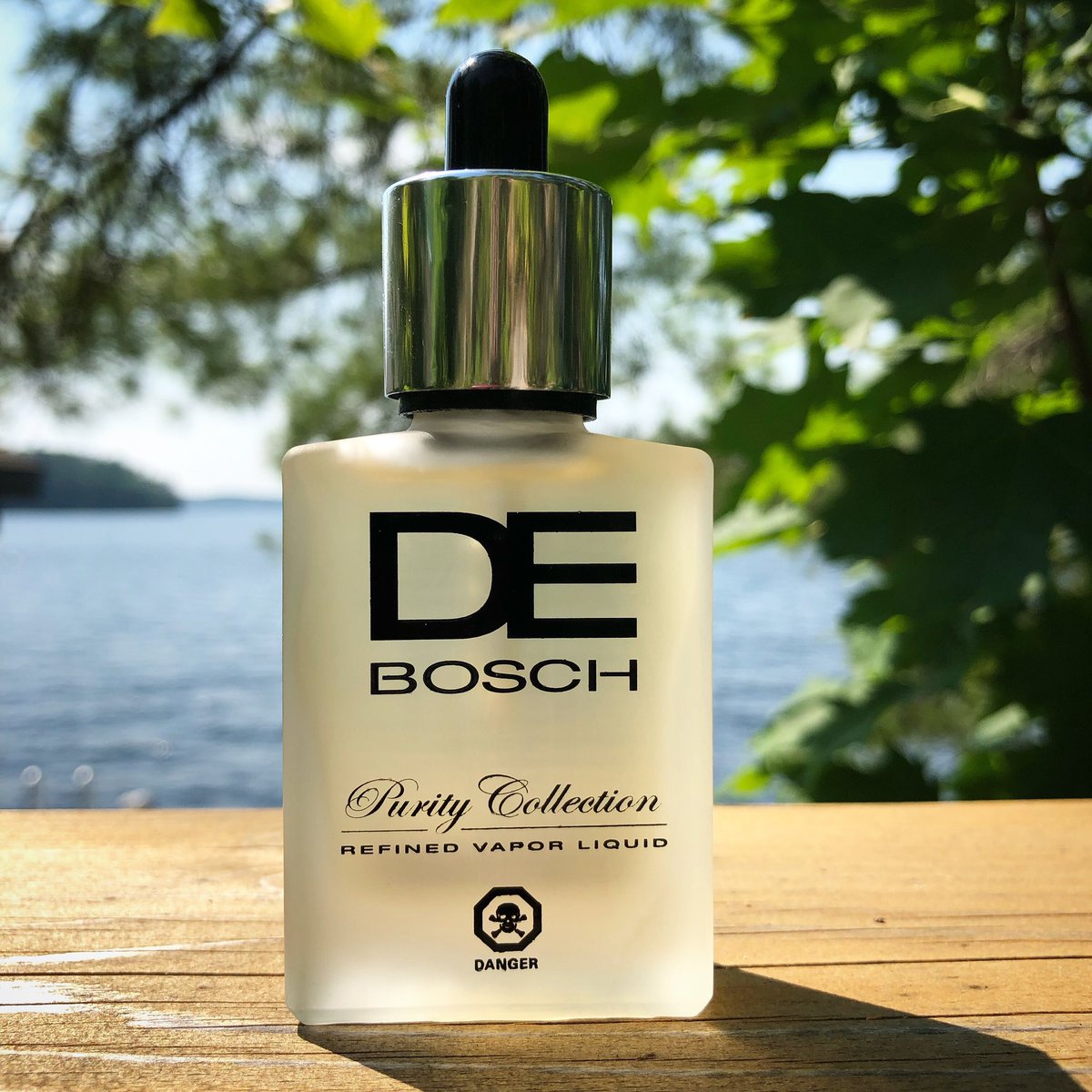 DeboschVapor's tweet photo. I'm sittin' on the dock of the bay
Watchin' my vapour, drifting away.
PURITY Salts. There’s nothing else like it.
•
ORDERS OVER $35 DELIVERED FREE TO THE US AND CANADA
Use PROMO CODE: FREEDELIVERY at checkout. #deboschvapor #puritycollection #debosch https://t.co/aY55YanhMs