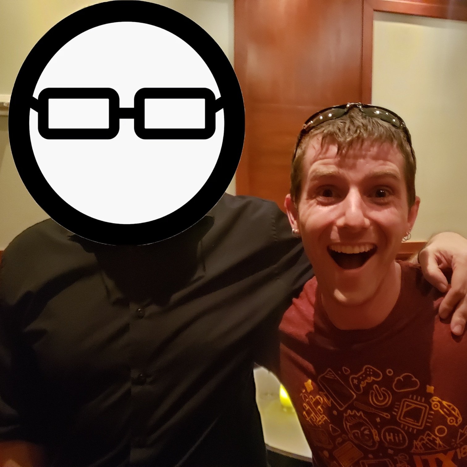 Linus Tech Tips On Twitter 10 10 Best Celebrity Selfie Was Nice To Meet You Cgpgrey Https T Co C3gj4z5g8x Twitter