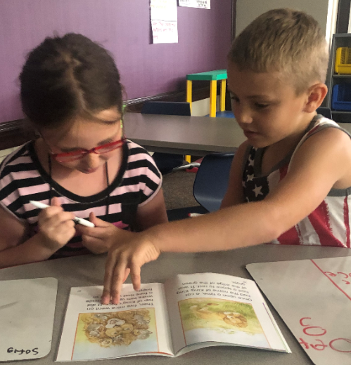 cbsummer678's tweet photo. We are so proud of our #BookWorms at Camp Summer Explore! #summermatters 
#NationalSummerLearningWeek https://t.co/cxUXd5gDjz