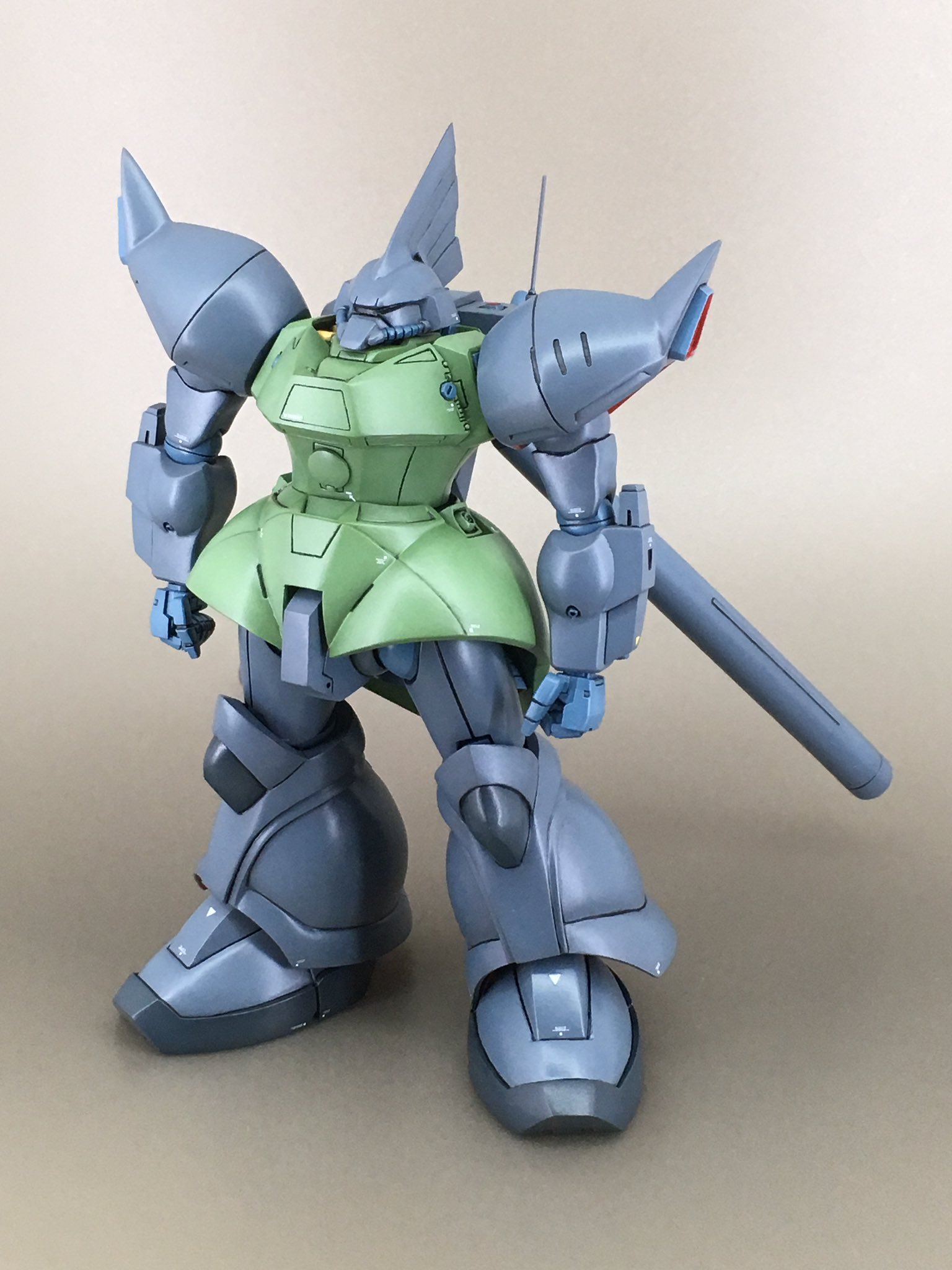 Amazon | Bクラブ 1/144 ジオン軍 汎用 量産型モビルスーツ
