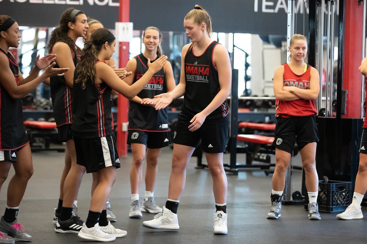 Work first. 💪
Weekend next. 😁

#EveryoneForOmaha | #OmahaWBB