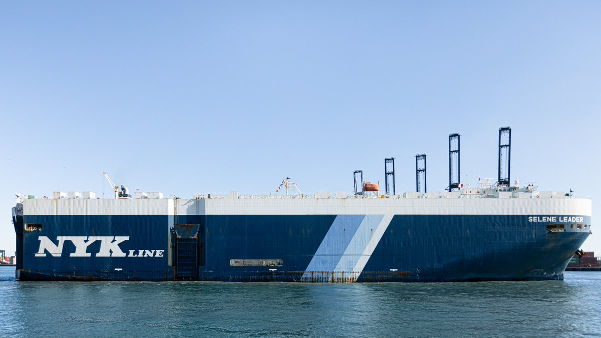 Selene Leader <a href="/puertosantonio/">San Antonio</a>