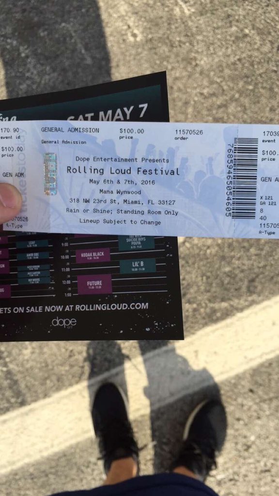 isaac305ftw's tweet photo. 2016-> 2019 till next time 😈👨🏽‍🎤 @RollingLoud https://t.co/xI6I62C5x4