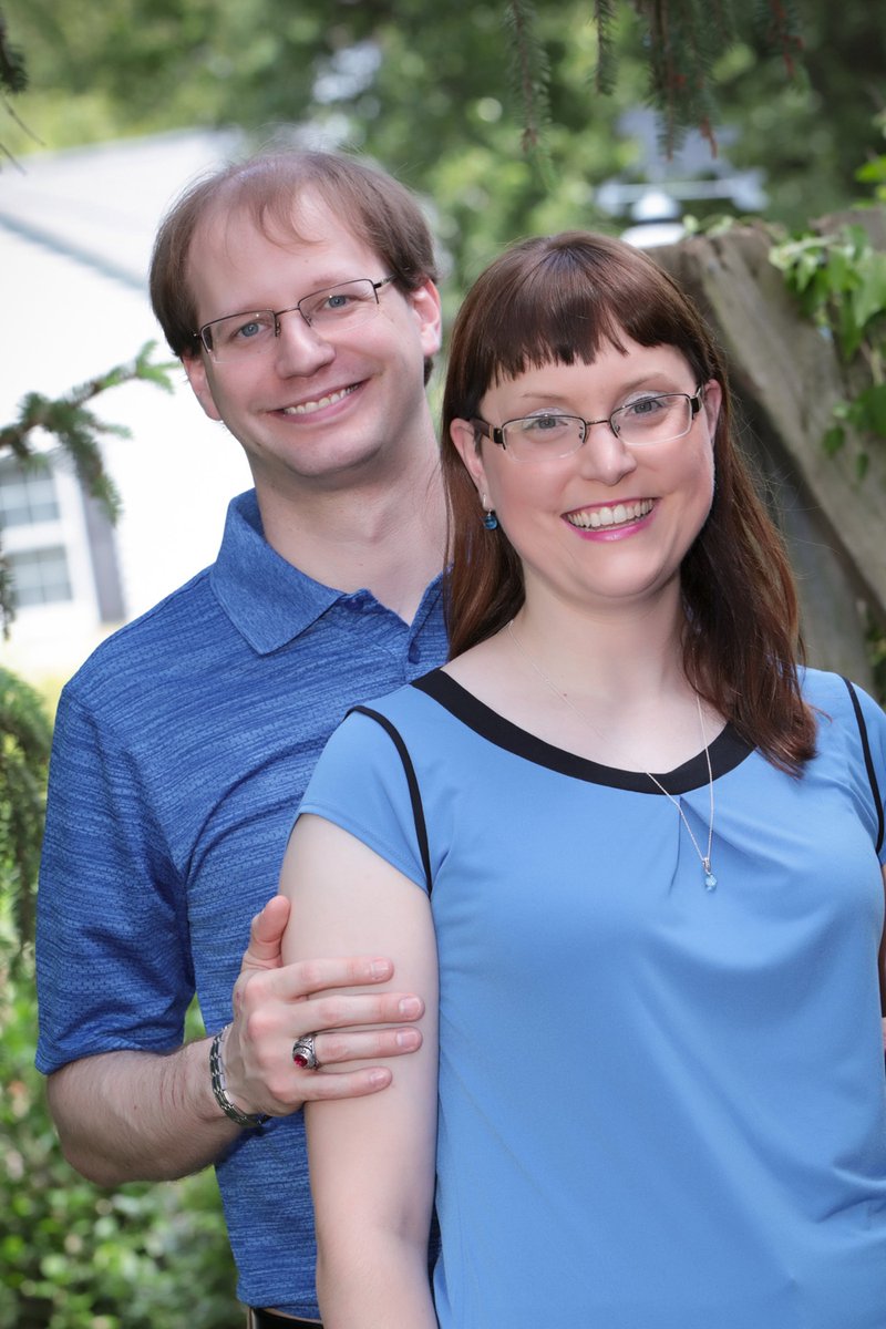 MoreThanWordsLK's tweet photo. LOVING these photos that Matt and I chose from our 10 year wedding anniversary shoot with the fabulous Gary Luttrell Photography for our pet sitting business website!! #anniversary #blueboo #powercouple #petsitters https://t.co/Er7luNYSOz