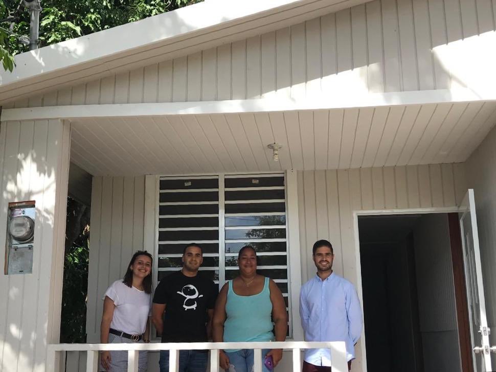 RM_Foundation's tweet photo. Cuatro familias de los sectores Colobo y Las Carreras recibieron hoy su nuevo hogar 🏠❤🇵🇷 ¡Seguimos #allin4PR! https://t.co/4cNtlk2jnZ