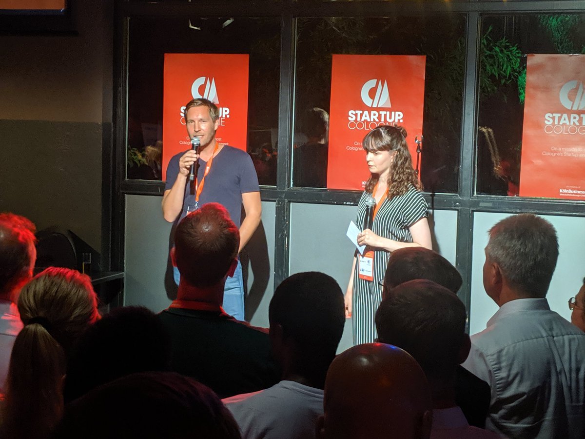 boydroid's tweet image. @TimSchu und @victoria_cgn präsentieren ihre Top 5 ihrer Unternehmer-, Startup- und Entrepreneur-Geschichte. #cssn #cologne #startups