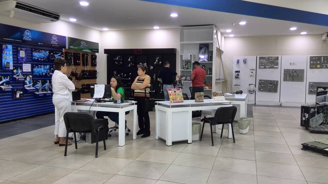 Te invitamos a visitarnos en #MigoSanDiego dentro de nuestra tienda te ofrecemos un salón de #Ceramihogar 😉 nuestro objetivo es brindarte variedad en productos en #Ferreteria #ceramicas #Construccion 
#Pinturas y Mucho Más!
#Migo #TuMejorOpcion 
#Ceramicas