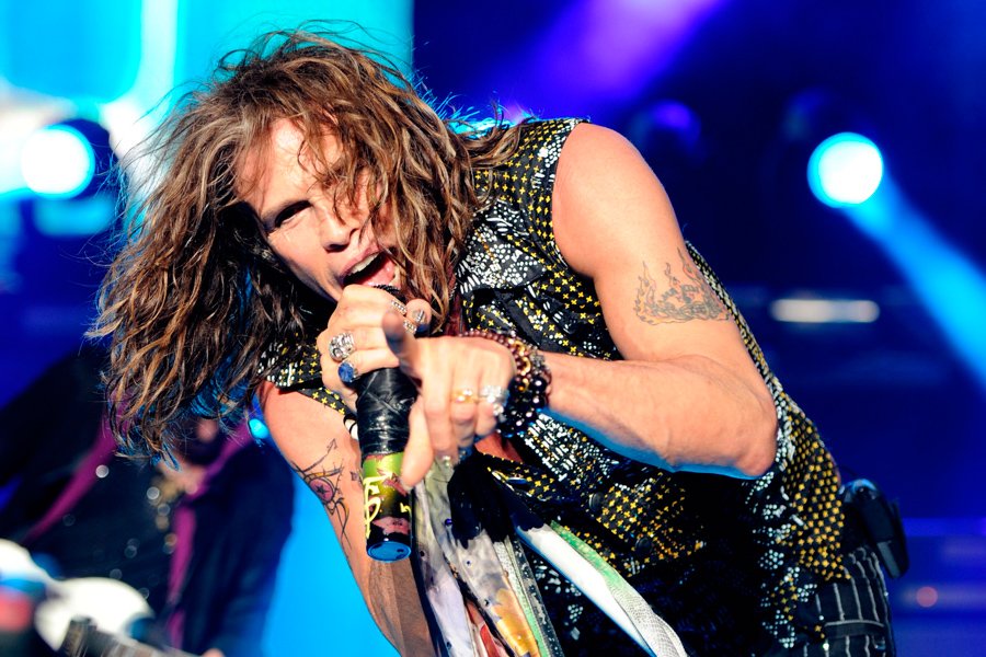 KoolFMBarrie's tweet photo. In honour of what would have been opening day of Roxodus Music Fest, our listeners voted to hear @Aerosmith start the weekend! #FlashbackFridayJam

📻https://t.co/6AqR01Vl3q https://t.co/bs1dujESrc