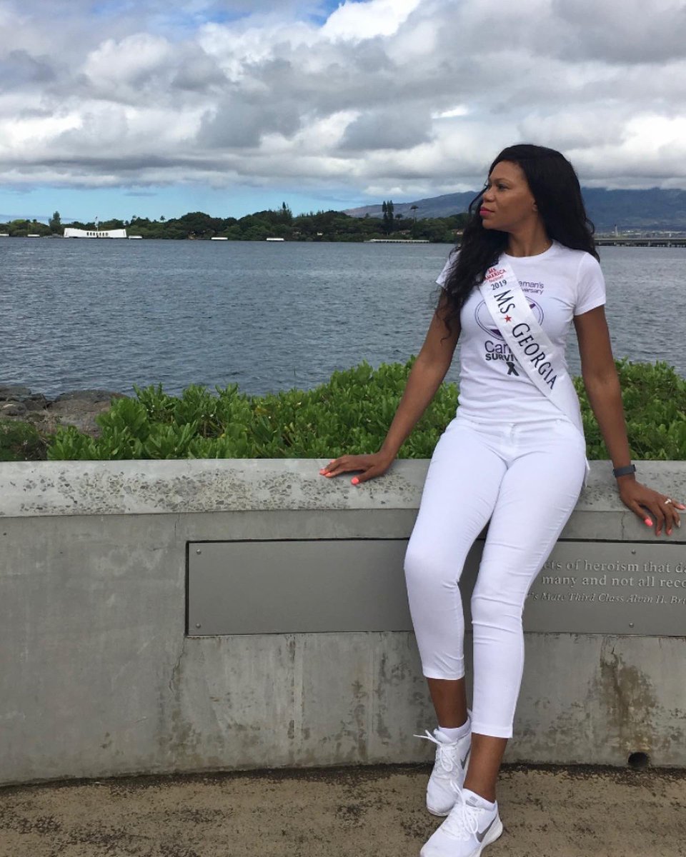 ThePurpleDiva13's tweet photo. I appreciate those who serve and paid respect to those who lost their lives December 7, 1941... #PearlHarbor #TallGirlsRock #6'2" #TallGirls #Diva #ItsLaTresa #MsGeorgiaAmerica2019 #MsGeorgia2019 #MsGeorgia #MsAmerica 😊💜😊 https://t.co/GzA0mxt0MB