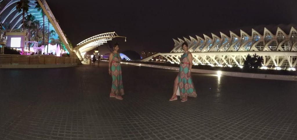 belmotilla's tweet photo. En la Fiesta de Hello Valencia 19 Años @hello_valencia
@LunasAmseld
#hellovalencia19party
#hellovalencia https://t.co/Zu7Rd172HI