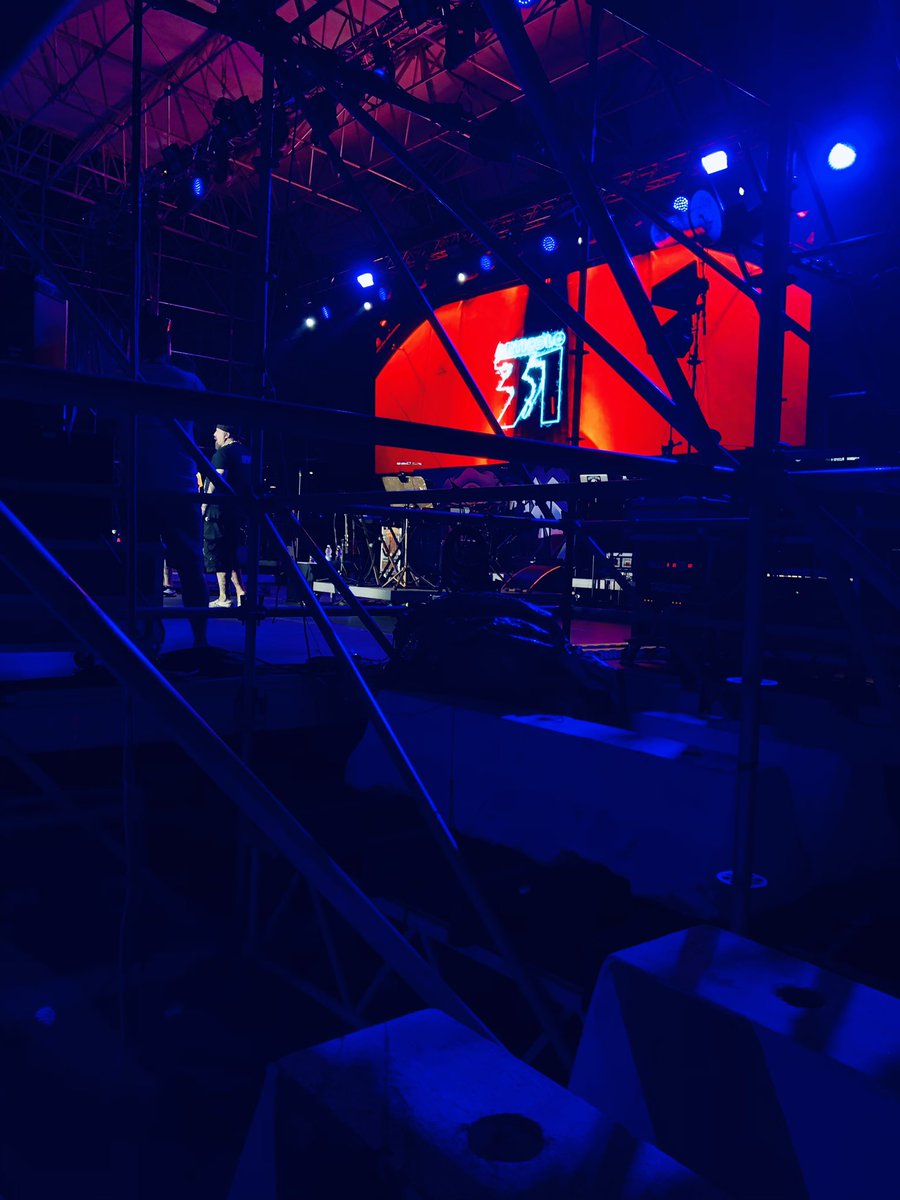 PortoAnticoGe's tweet image. Venticinque anni di carriera, dodici anni di “separazione” e ora... eccoli qui! 🙌🏻🙌🏻🙌🏻
-
#EstateSpettacolo19
#25anniversary
#OstiaLido
#jaxlive
#articolo31