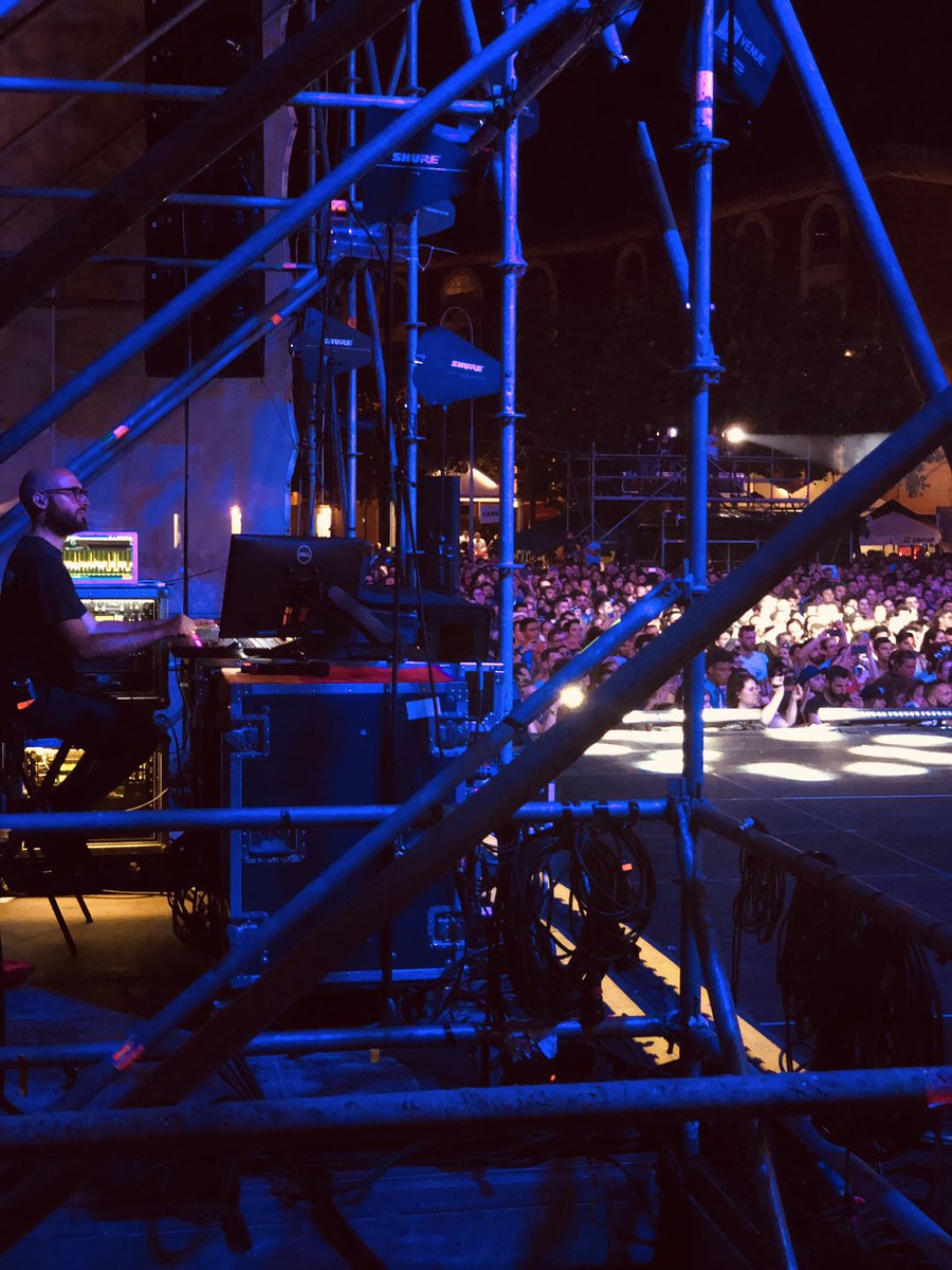 PortoAnticoGe's tweet image. Venticinque anni di carriera, dodici anni di “separazione” e ora... eccoli qui! 🙌🏻🙌🏻🙌🏻
-
#EstateSpettacolo19
#25anniversary
#OstiaLido
#jaxlive
#articolo31