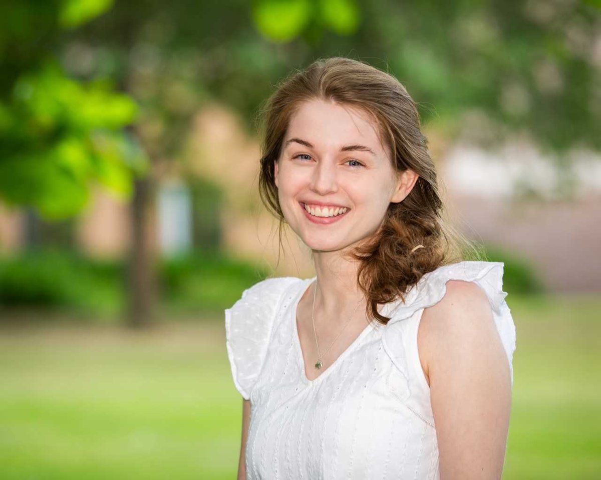 RoundBearDesign's tweet photo. Very excited because I’ve officially qualified as a teacher, and Exeter Uni have awarded me the Ted Wragg Award for Outstanding Primary Trainee (hence the official looking photo) 🥂An amazing year with some lovely new friends - starting as a Year 3 teacher in Sept! https://t.co/k1E8lBZ6ci