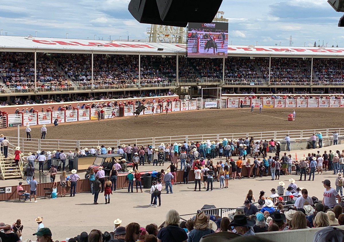 brittradius's tweet photo. BRITT does the rodeo! Happy and safe Stampeding everyone!
.
.
.
.
#CalgaryStampede2019 #rodeoqueens #BRITTfam #stampedefun #workparty #rodeolove #broncsnbulls https://t.co/5klnMKGe9r