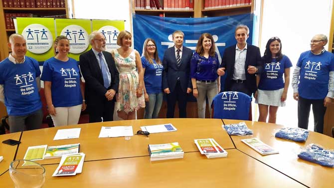 119 abogados del turno de oficio atendieron 1.323 casos en Ávila: Día de la Justicia Gratuita en el Colegio de Abogados abulense
avilared.com/art/40561/119-…
<a href="/gaj_avila/">AJA Ávila</a> <a href="/TSJCyL/">TSJ Castilla y León</a> <a href="/Abogacia_es_ue/">Abogacía Española, Delegación UE 🇪🇺</a>