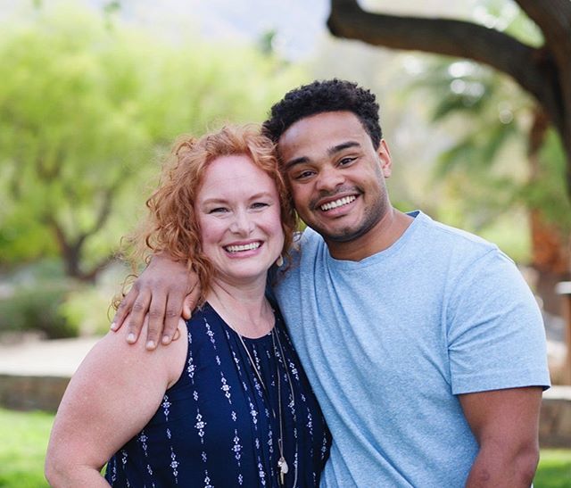 Family Friday!! Just a little mother/son love for this warm Palm Springs Friday ☀️. #familyphotographypalmsprings #psphotography #familyportraits #palmspringsstyle #sunny ift.tt/2l6CYMe