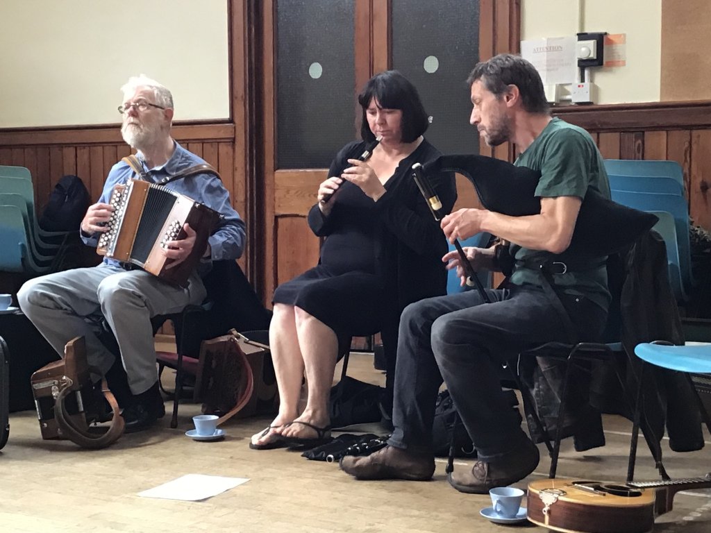 Gorgeous people, gorgeous music, a grand buffet and a goodbye for now newbootspantiesandafiddle.home.blog/2019/07/12/gor…