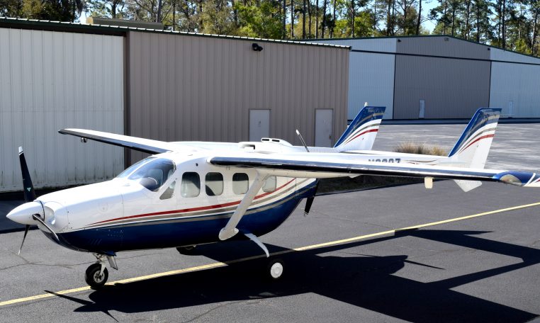 Featured #Aircraft | 1978 #Cessna P337H | Take a look at this rare, pressurized beauty! Low time on engines and an amazing avionics package. No expense was spared on this #airplane. See price and details here, aircraftsales.us/?p=51277 #AircraftSalesUS #Aviation #AvGeek #Pilot #Fly
