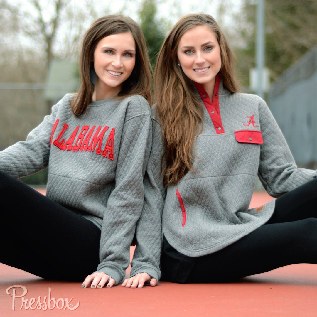 PressboxUSA's tweet photo. Quilted comfort is great for any occasion.
-
-
-
#campuslife#collegelife#university#collegedays#collegestyle#rollit#rolltide#lovemysport#crimsontide#bama#bamabound https://t.co/x6PmibsgVX