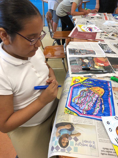 NancyOToole12's tweet photo. 21st Century Summer Camp Art and Crafts
It's a "Jelly" kind of day...Kidz Art Tuesday. https://t.co/JvcvaoNBg8
