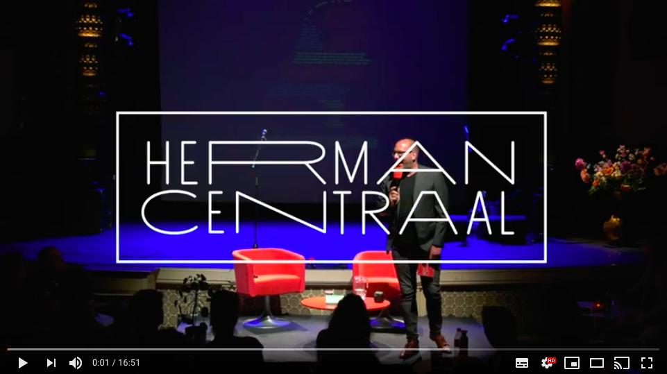 AmyvanSon's tweet photo. Nachtwerk en een laagje dieper gaan voor onze hartenklop Arnhemse talkshow @HermanCentraal #nightshift #omdathetkan #omdathetmoet Abonneer je alvast op ons YouTube kanaal en je mist niets! #comingsoon https://t.co/lXpLkjlrkL https://t.co/uQIjW7HRHg