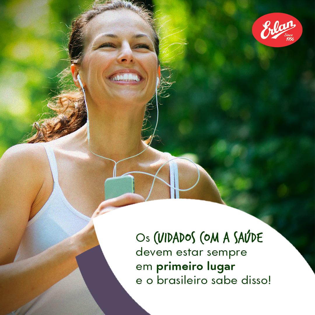 Erlan_Foods's tweet photo. O relatório Tendências Mundiais de Alimentação e Bebidas 2017, da agência de pesquisas Mintel, mostra que quatro em cada cinco brasileiros estão dispostos a gastar mais se o alimento tiver maior valor nutricional. 😉

@LiveFitZero a nova Linha Zero Açúcar e 100% Sabor da Erlan! https://t.co/43V4JRNwb4