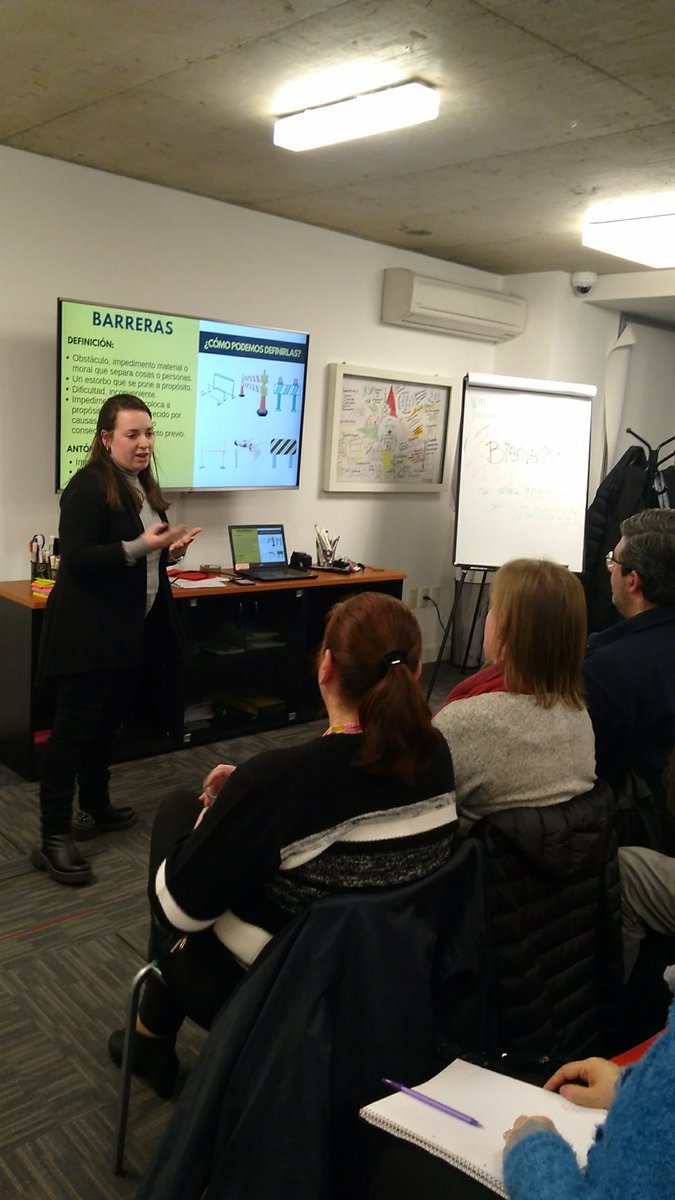 ynoguera31's tweet photo. Hoy en @Pyxisportal conociendo sobre las barreras laborales. Gracias @NahualUY por todo lo que nos das :D Y se viene @fltoledo! Que buena #Meetup !! https://t.co/jBoFGKuU22
