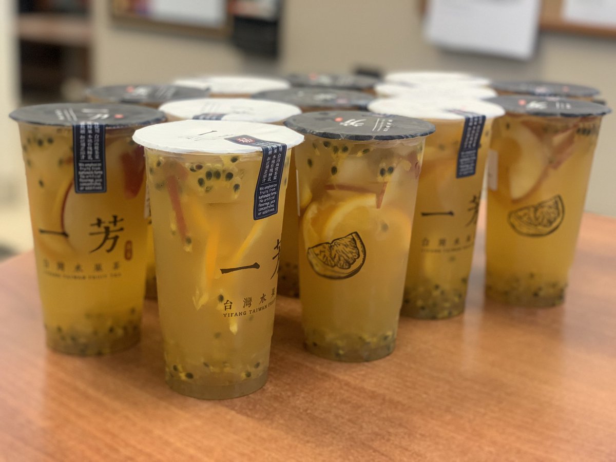 🖇We really value and appreciate everything that our team does for this branch. Can’t stress enough about how important it is to work as one heart, one team and one bank. Thank you all for your hard work!Thank you <a href="/Andrewlee2017/">Andrew</a> for the treat ✌🏻 Happy Friday!🥳🥤