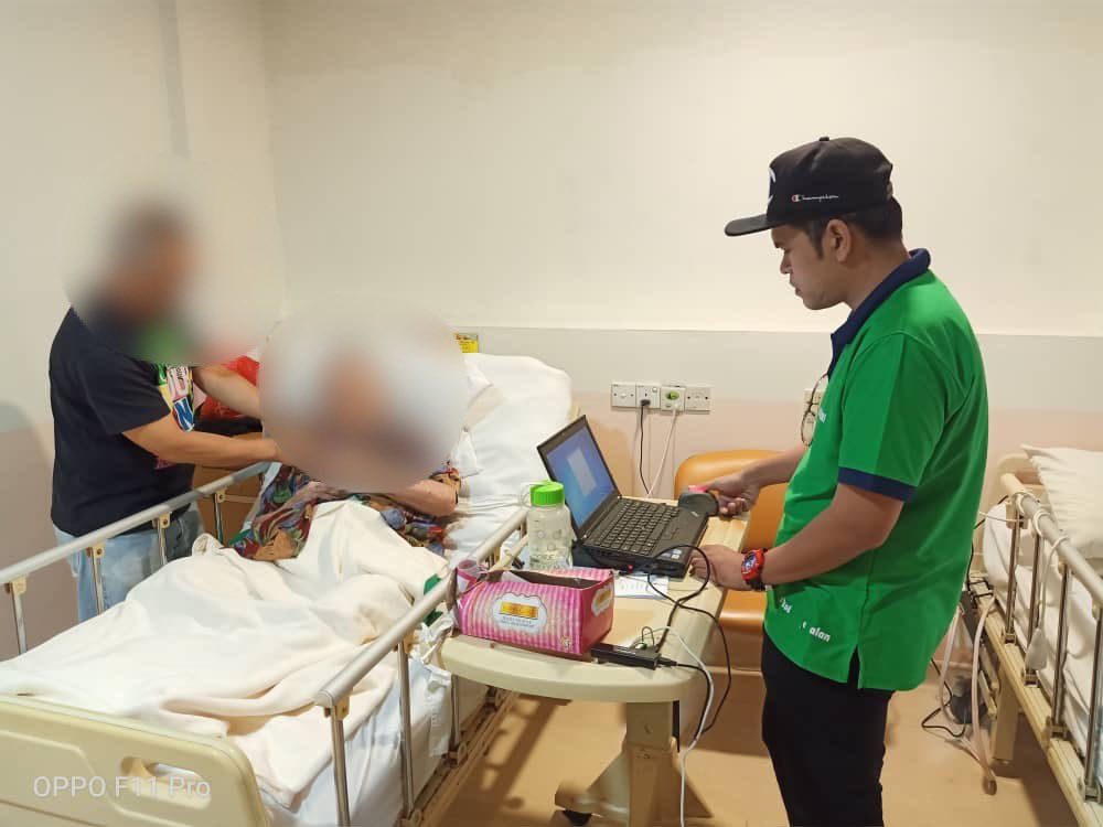 jpnwpkl's tweet photo. Perkhidmatan Mobile Ehsan Warga Emas oleh Team Mobile BKP JPN WPKL di Econ Medicare Kuala Lumpur. @jpnm_official @kpjpnm @jasrikasim @erisjemadi 
#JPNWPKL
#TeamMobileBKPJPNWPKL
#MobileEhsan
#RakyatDiHatiJPN https://t.co/xn8Ib01iyb