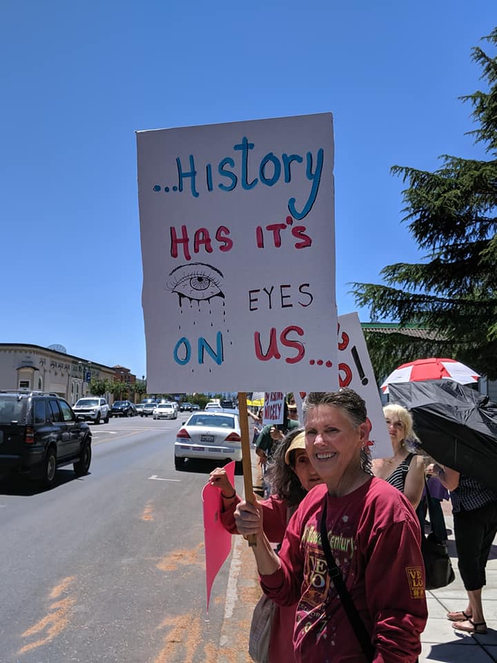 In Lakeport, CA today...

#familiesbelongtogether #closethecamps #lightsforliberty #wearebetterthanthis #wecandobetter #lakeportca