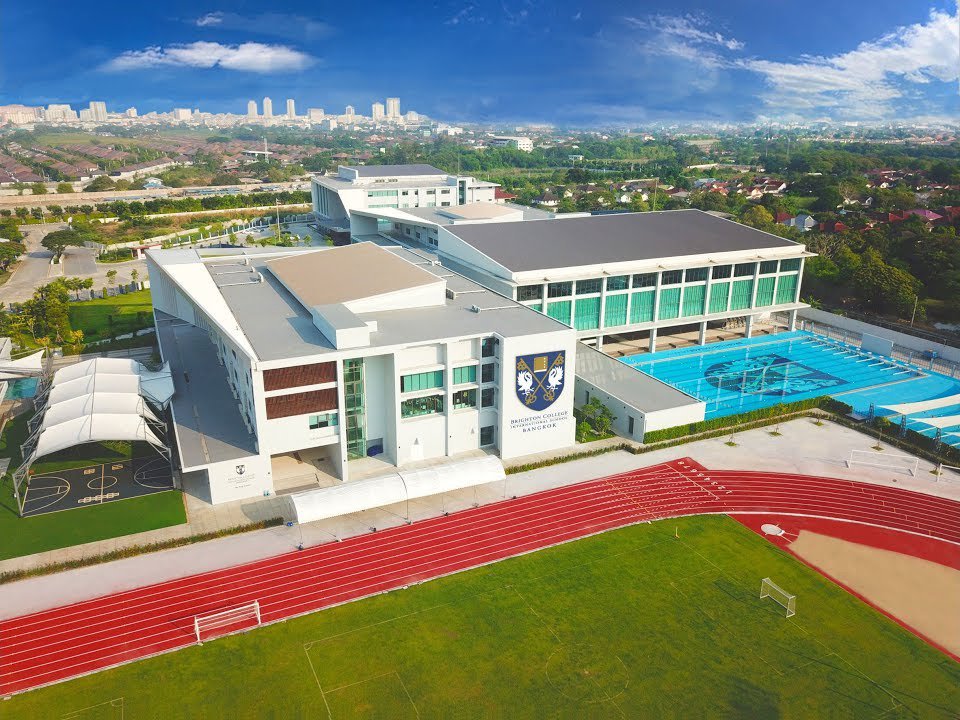 Schoolzine's tweet photo. The #Schoolzine team would like to take this opportunity to extend a warm welcome Brighton College Bangkok #Thailand
Brighton College International School inspires academic excellence for children aged 2-18, on an iconic, purpose-built campus in Krungthep Kreetha, Bangkok. https://t.co/9rOT7UYdS6