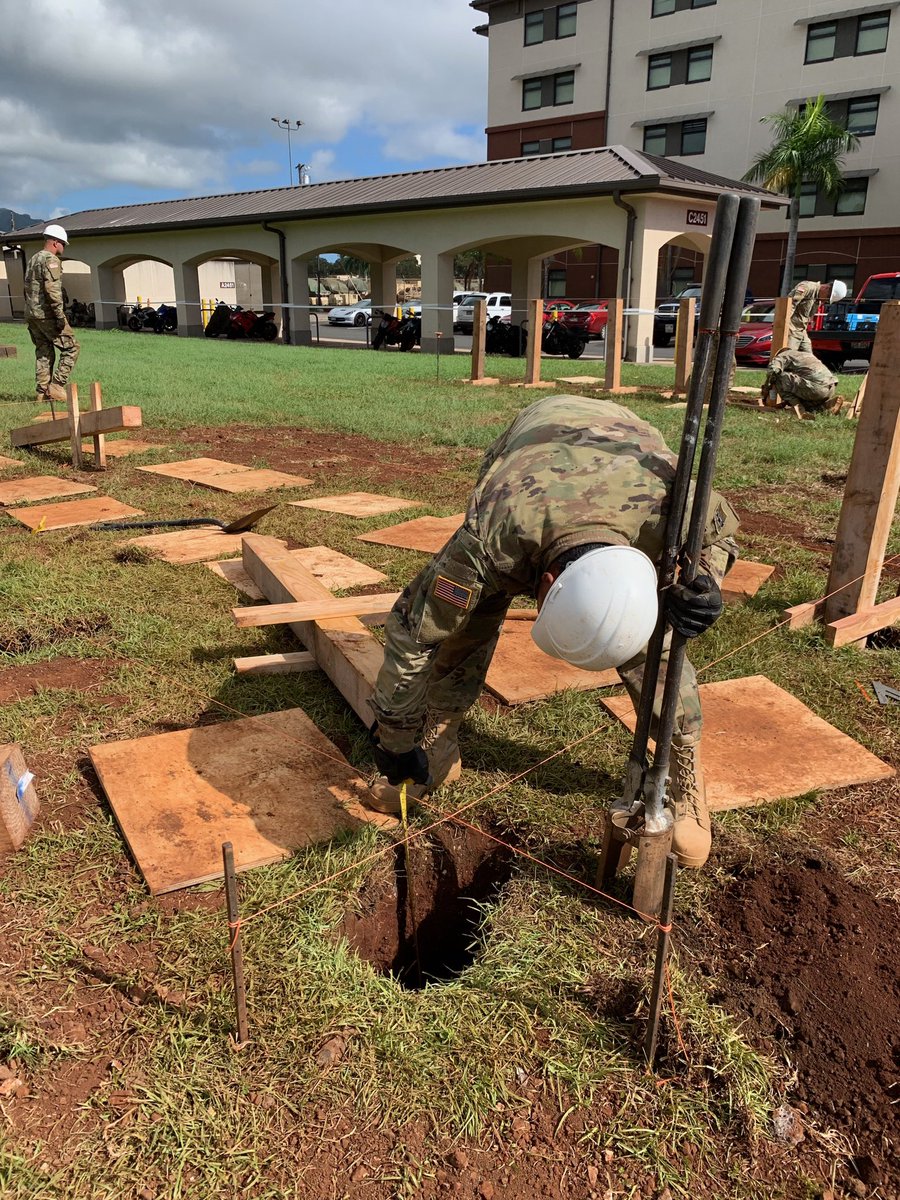 130thEngBde's tweet photo. Vertical Engineers of 3rd Platoon, 561st Engineer Construction Company, 84th Engineer Battalion, continue construction on an obstacle course for 500th Military Intelligence Brigade.

Warriors Lead the Way!
Never Daunted! 
Sappers In!

@8thTSC @USARPAC https://t.co/6pk3mv7Zph