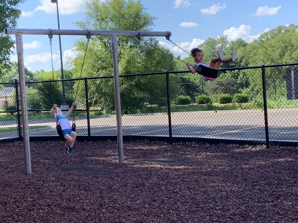 MrsBoosSMSD's tweet photo. Jumpstart Week #1 is complete! Working hard on our letters and numbers! #SMSDJumpstart2019 @BrookridgeSMSD https://t.co/SIQHXoSLOD