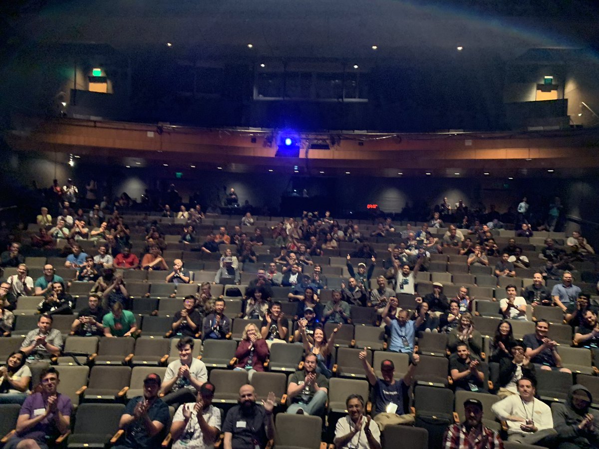 coderguyfrank's tweet image. Closing out #ChainReact2019 !
Thank you all!
