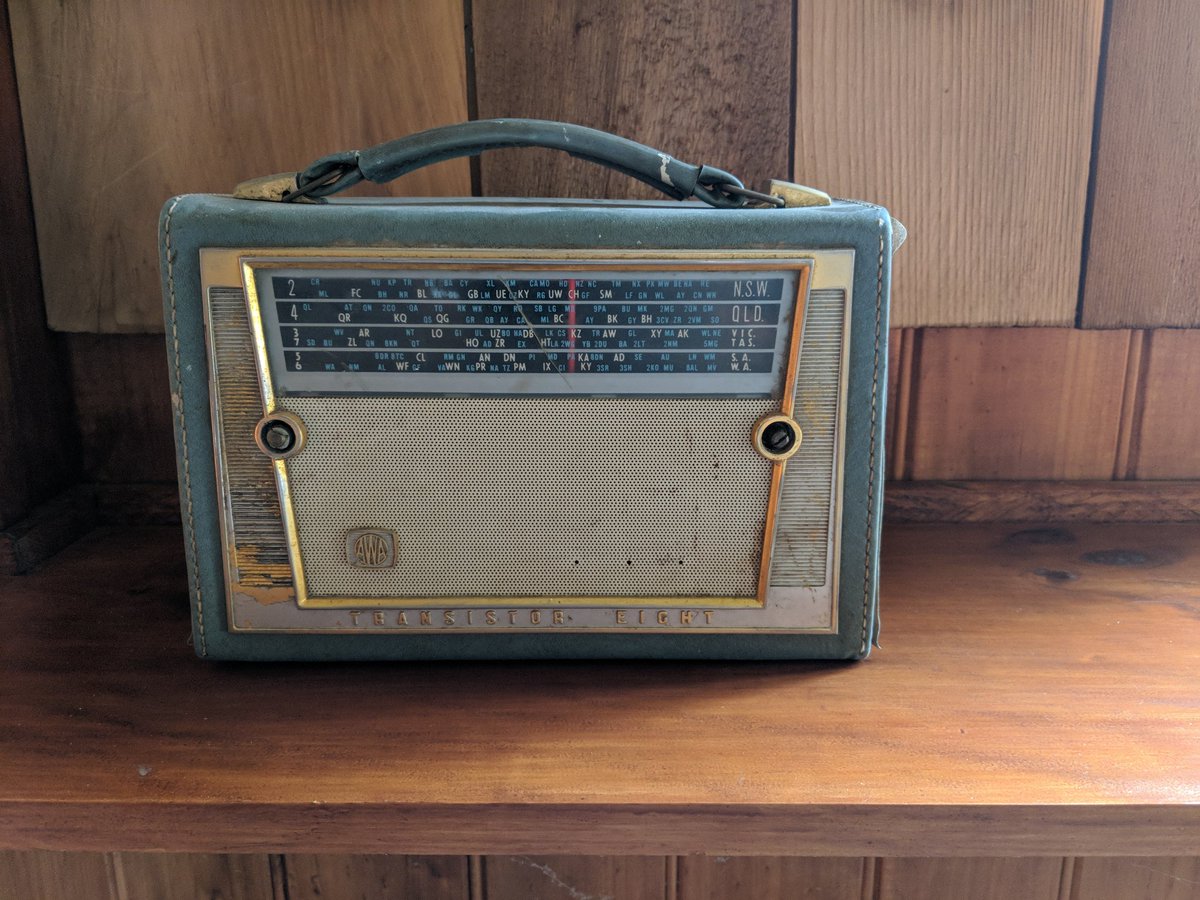 wycheexpress's tweet photo. @Coodabeens It was my nanna's, runs like a dream although Bakelite knobs snapped off https://t.co/dupGcMg3BV