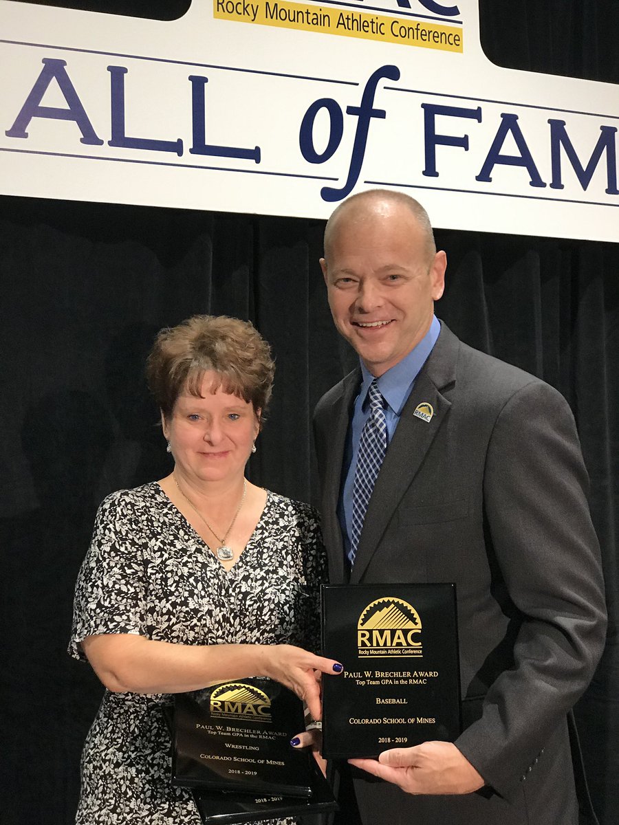 RMAC_SPORTS's tweet photo. We’re just getting started at the 2019 #RMACHOF!! Check out this year’s Brechler Award winners! https://t.co/kX95Nf5QTq