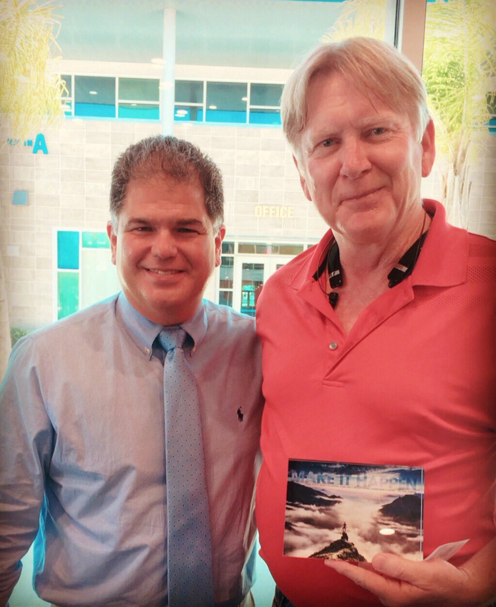 Transportation Director Theron Neal was presented with the Superintendent’s “Make It Happen” award today at the annual Leadership Kickoff Event! Recognition for a job very well done! 
#CVESDTransportation
#PromotingEducationThroughQualityTransportation
<a href="/CVESDNews/">CVESD News</a>
