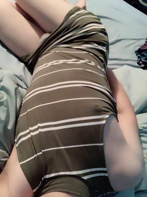 Just got home from the mall Someone help me undress pm me what you would do to me while you undress me