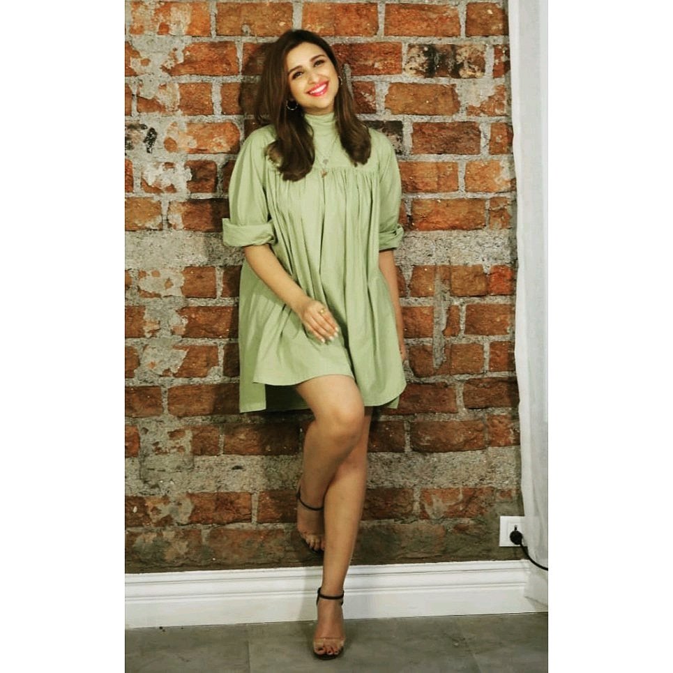 PariZaadiMamsa's tweet photo. #GudMorningAngel #MorningHappiness #MorningMotivation #MorningSunshine #LifeLine #MorningVibes #MySmile #MyZindgi
.
.
@ParineetiChopra #ParineetiChopra #PariMyZindgi https://t.co/rqK8g2q8P0