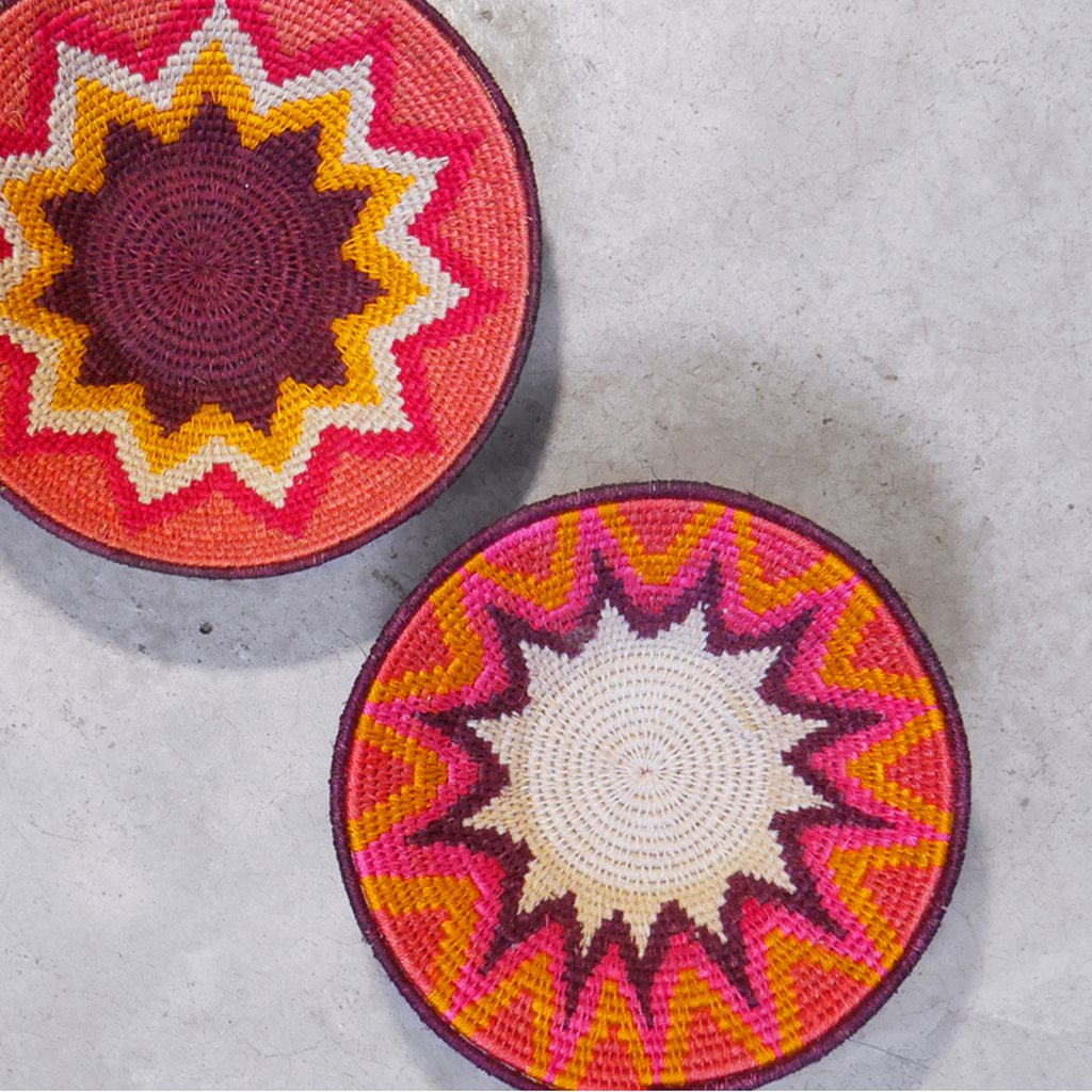 TintsabaCraft's tweet image. Which one would you choose? 💛🌸🍆
#tintsaba
#remarkablewomen #masterweavers #swaziland #africa #handmade #fairtrade #ethical #sustainable #sisal #eswatini #baskets #africanbaskets #handwoven #weaving #summerlove #colourway #patterns #handmadebywomen #womenartisans