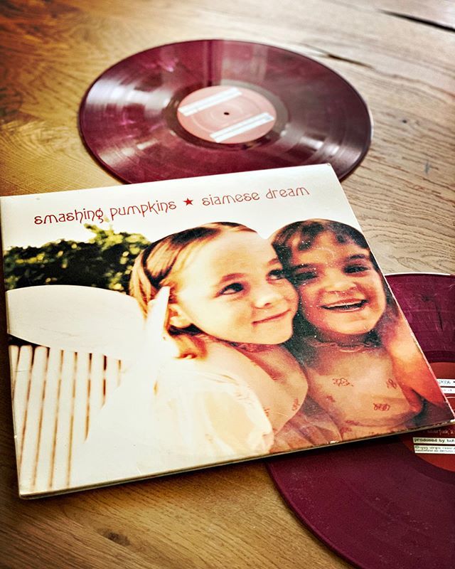 _TheVinylDaily_'s tweet photo. The Smashing Pumpkins: Siamese Dream, Limited Edition.
An outstanding classic, I listened to it a lot whem I was a teenager. There are  certain memories in my head when I hear different songs of @smashingpumpkins, not only on this record.
-
-
-
#vinyl #t… https://t.co/2p0TbDXfRd https://t.co/vy1Khepmvo